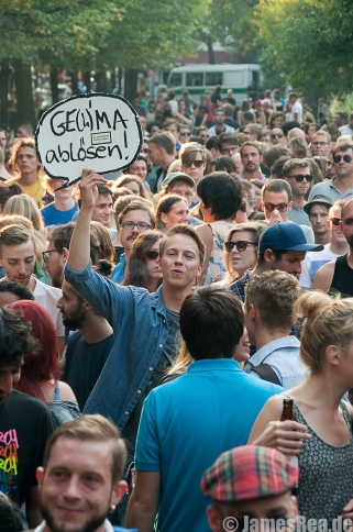 Z:\20120822_anti-Gema demo (8).jpg